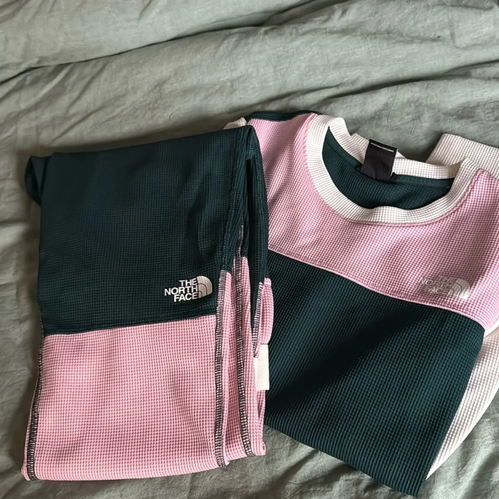 The North Face Waffle Baselayer Set - Picture 2 of 4